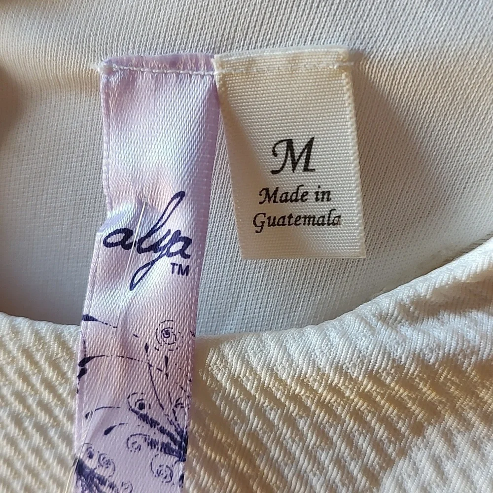 Alya Francesca's White Sleeveless Dress Size M